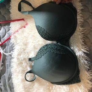 Olive green Victoria secret bra 38D perfect shape